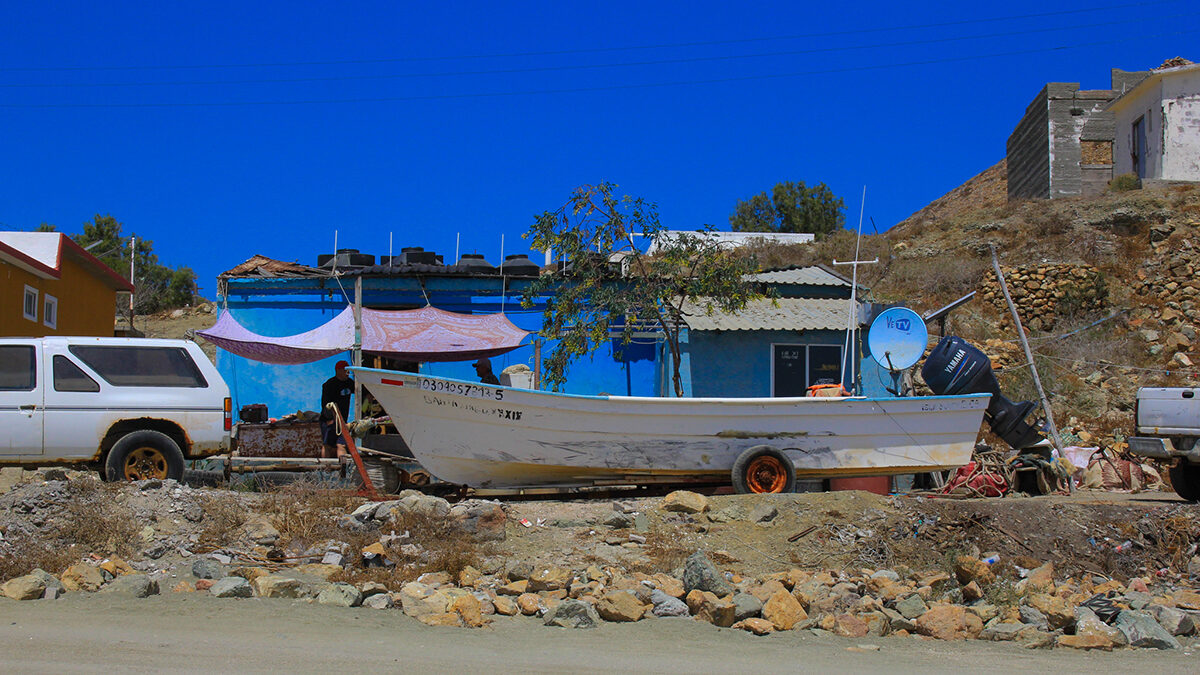 Doble jornada y riesgo, así es la vigilancia pesquera en Bahía Magdalena